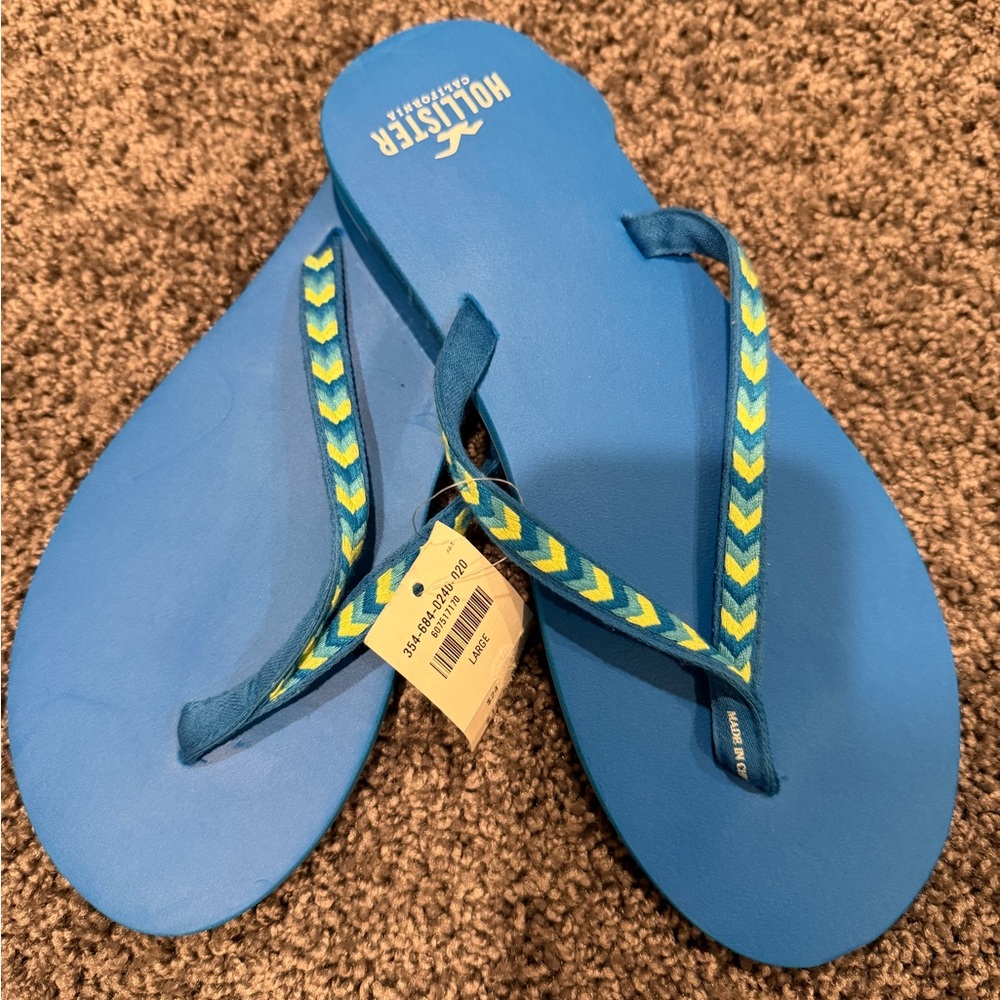 Hollister Blue Flip Flops Size L 9/10 NWT Beach Summer Sandals